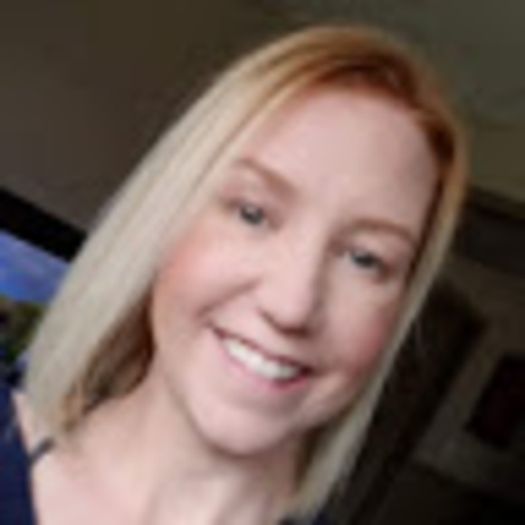 Meet your Posher, Amanda - Picture 1 of 1